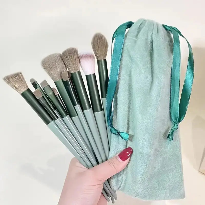 Professional Makeup Brush Set Soft Fluffy Foundation & Eyeshadow – BeautyByOla