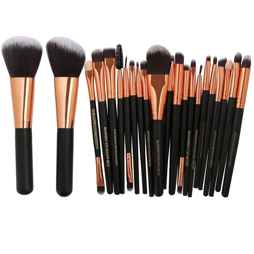 BeautyByOla – Professional Makeup Brush Set, Eyeshadow & Eyeliner Cosmetic Tools Kit