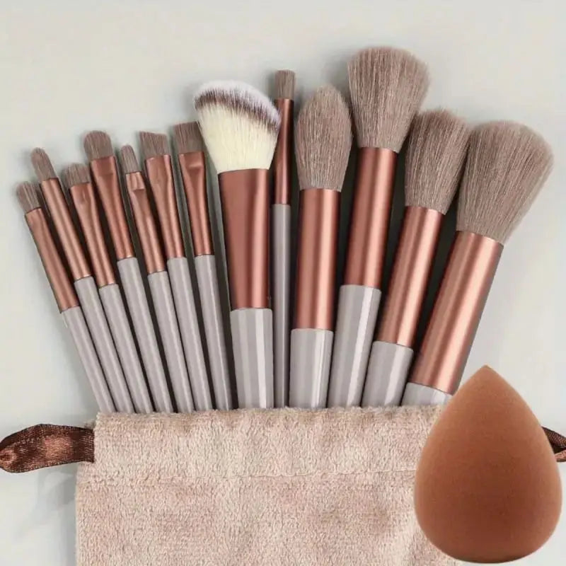 Professional Makeup Brush Set Soft Fluffy Foundation & Eyeshadow – BeautyByOla
