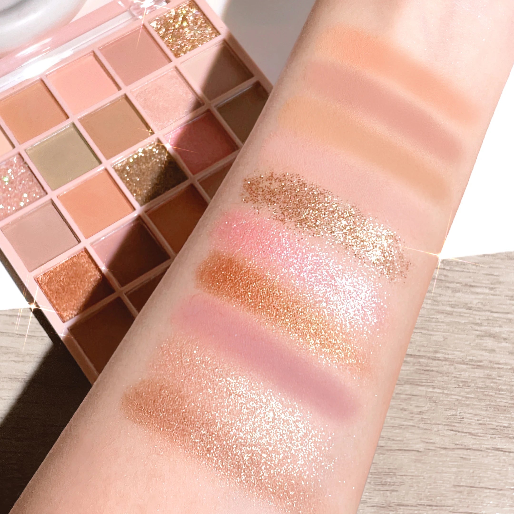 25-Color Eyeshadow Palette Sparkling Powder Pearl Orange Brown – BeautyByOla